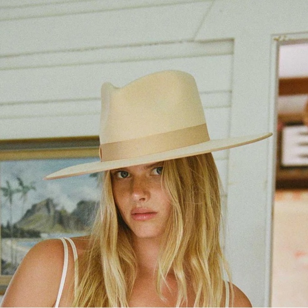 lack of color ivory rancher (& hat filler)